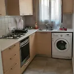 Lovely Ground Floor With Bbq