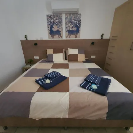 Lovely Ground Floor With Bbq Apartment Aglantzia