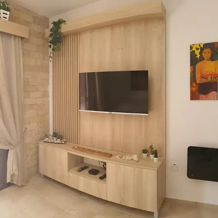 Lovely Ground Floor With Bbq *