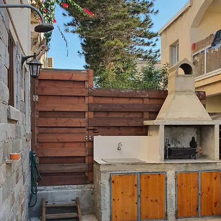 Lovely Ground Floor With Bbq Aglantzia