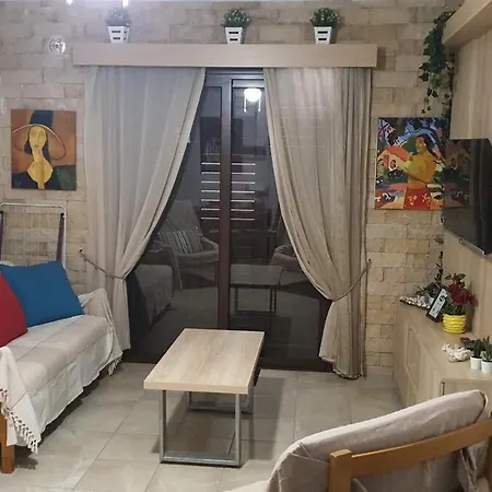 Lovely Ground Floor With Bbq *