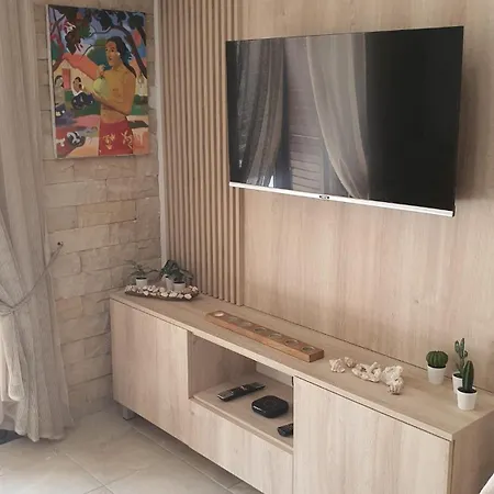 Lovely Ground Floor With Bbq