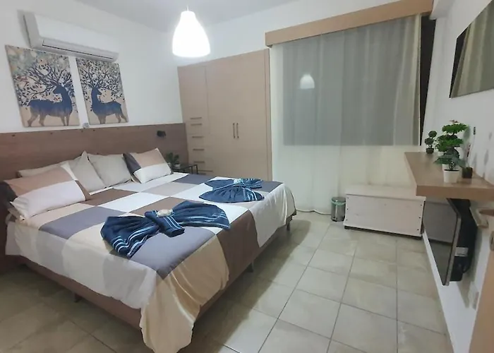 Apartamento Lovely Ground Floor With Bbq Aglantzia