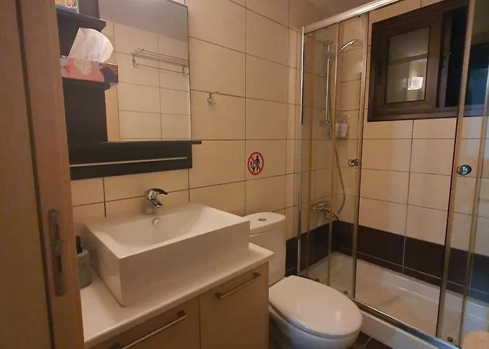 Lovely Ground Floor With Bbq Apartamento Aglantzia