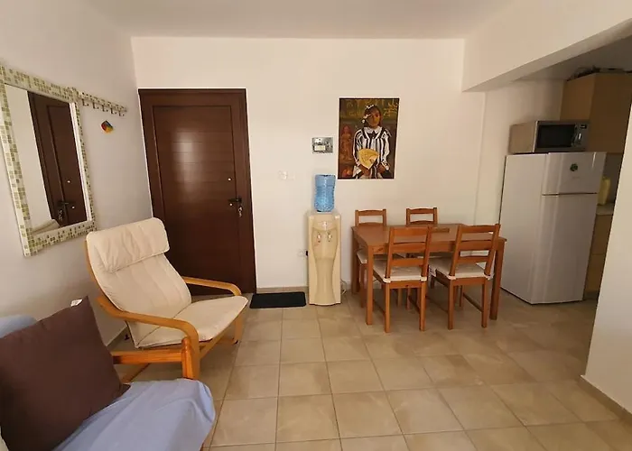 Lovely Ground Floor With Bbq Apartamento